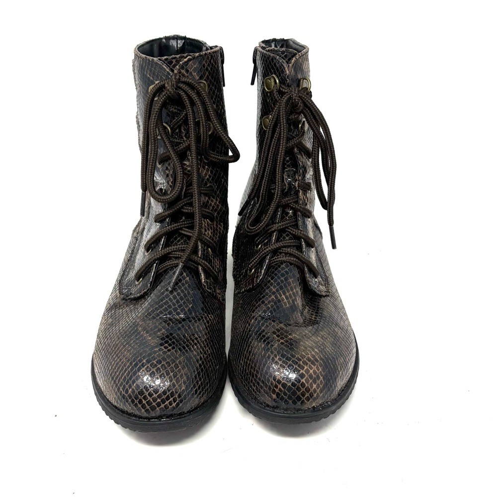 White Mountain Boots View 2